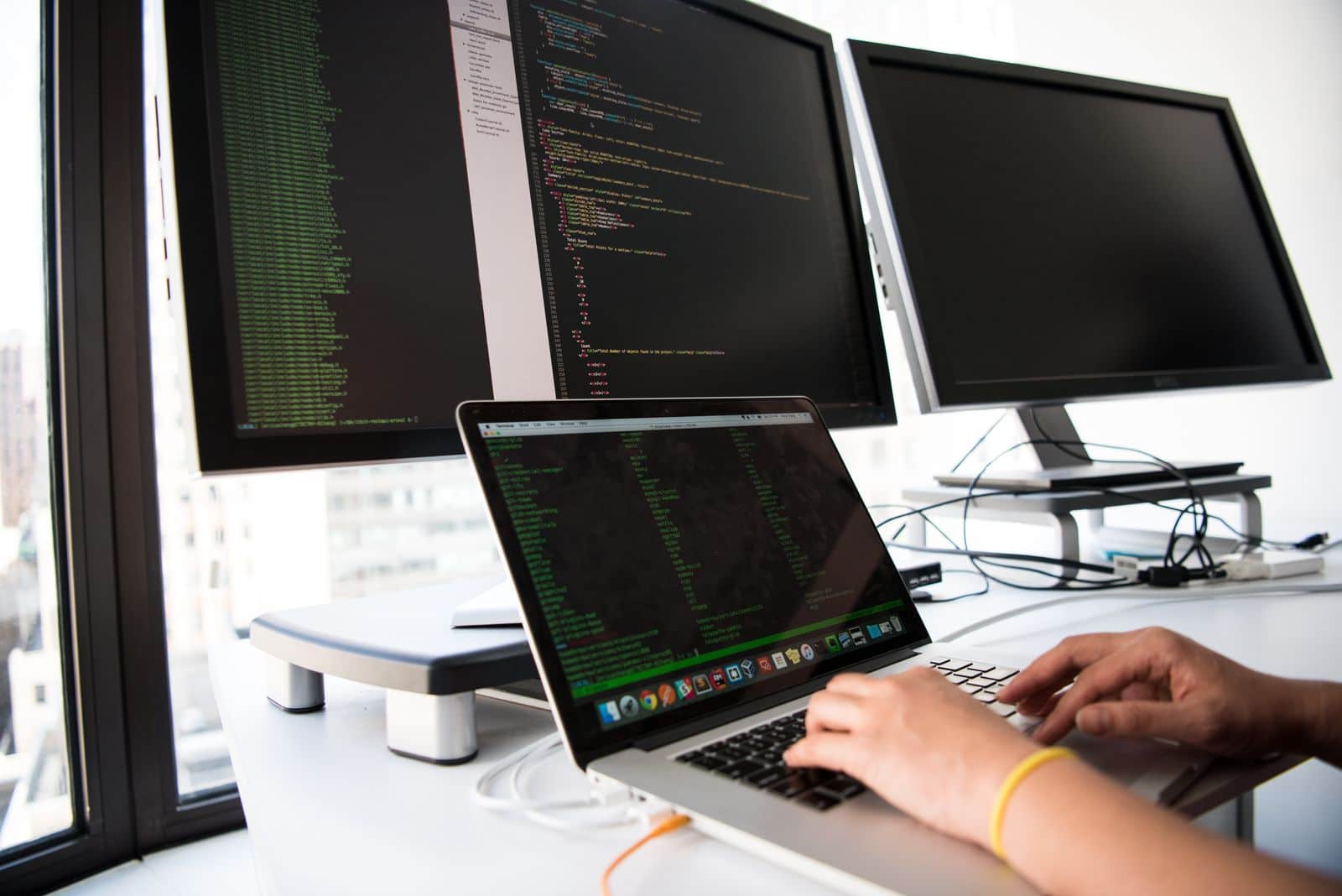Pantalla con documentación técnica del proceso de certificación